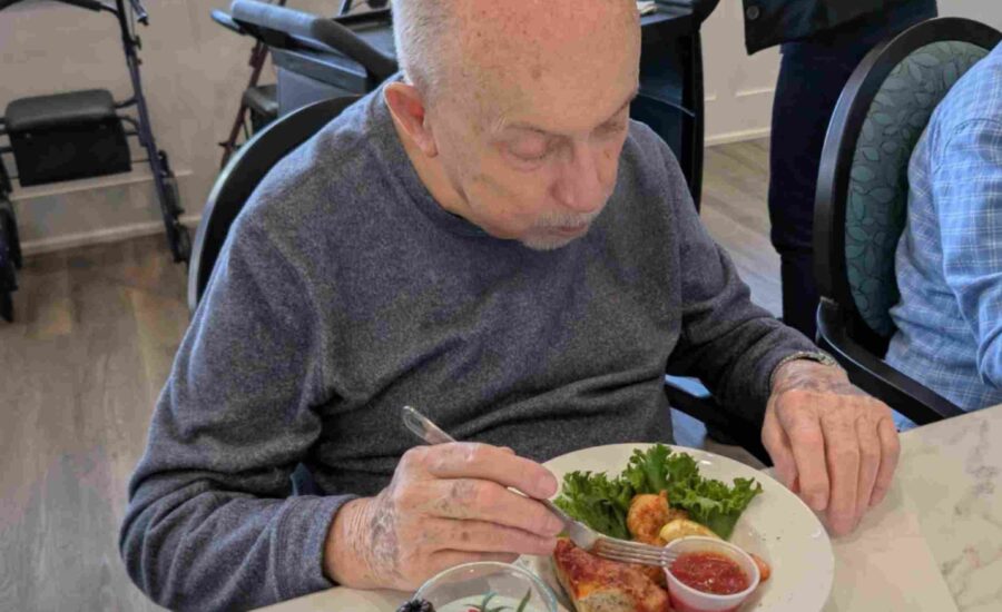 Senior Nutrition Guide in Naperville, Illinois